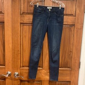 Frame “Le High Skinny” dark blue jeans EUC Size 26